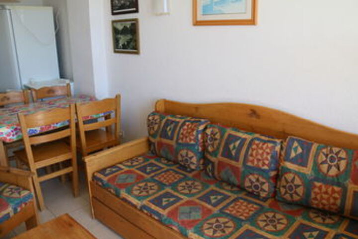 Room 21 of 31