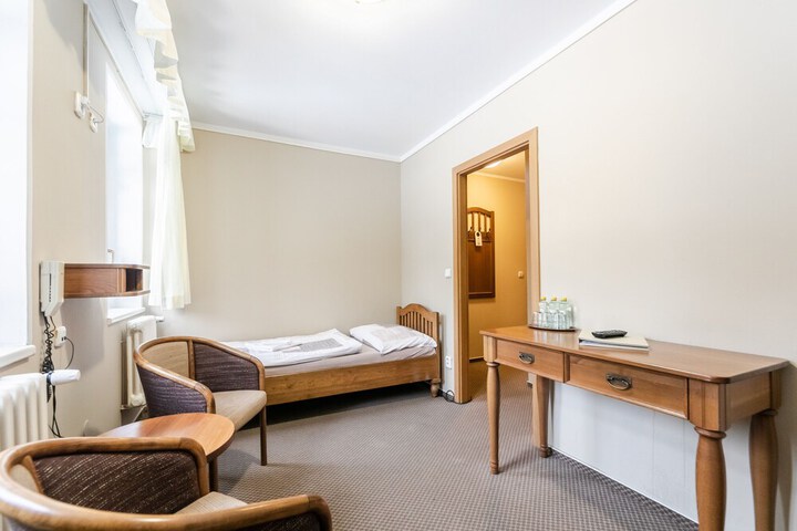 Room 53 of 128