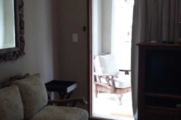 Room 42 of 93