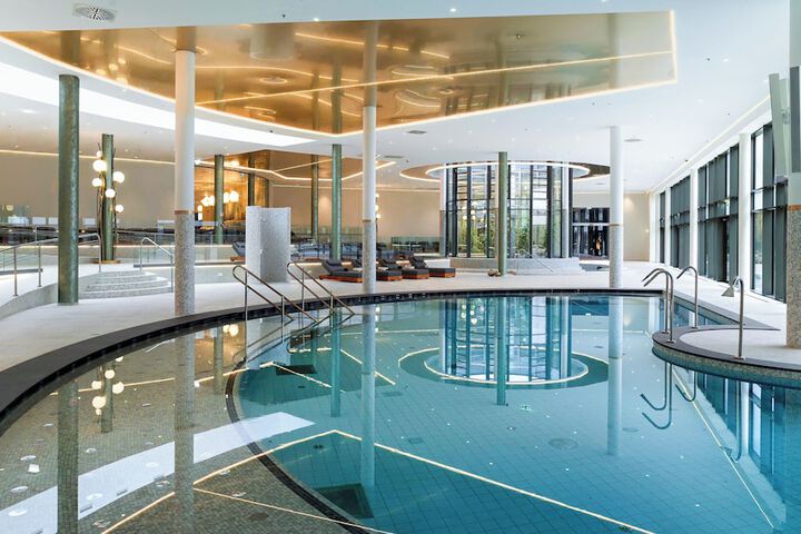 Pool 41 of 58