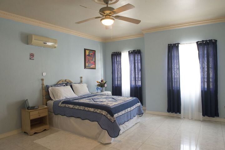 Room 26 of 69