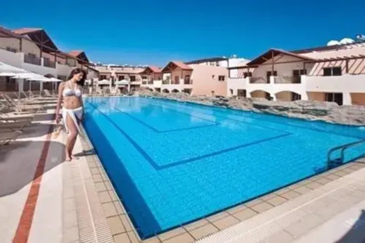 Pool 5 of 11