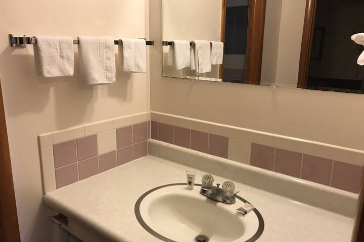 Room 40 of 52