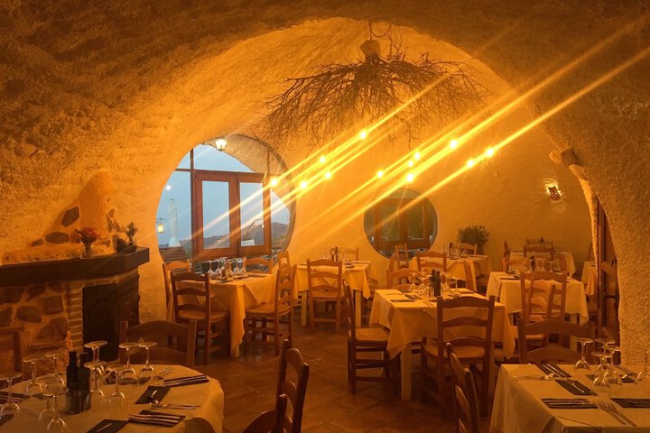 Dining 55 of 120