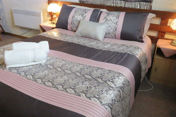 Room 9 of 49