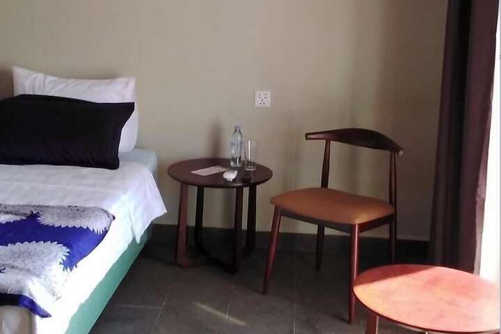 Room 7 of 51