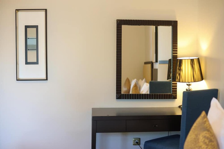 Room 14 of 39