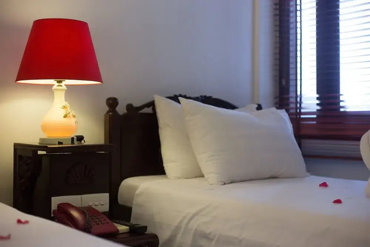 guest_rooms