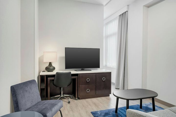 Room 14 of 30
