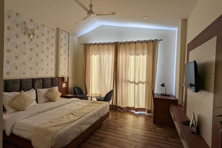 Room 17 of 54