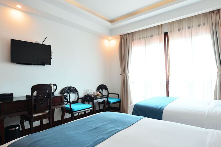 Room 37 of 113
