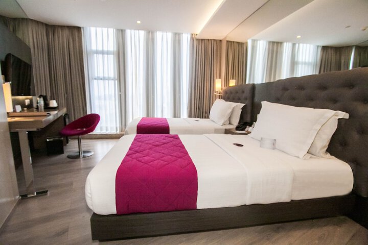 Room 4 of 31