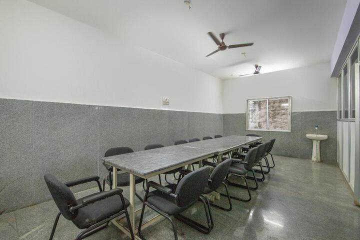 OYO Debut Hotels & Resorts