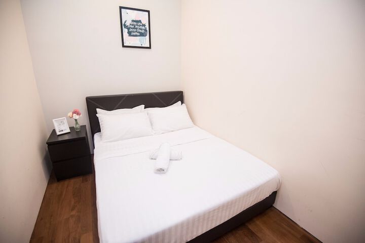 Room 14 of 36