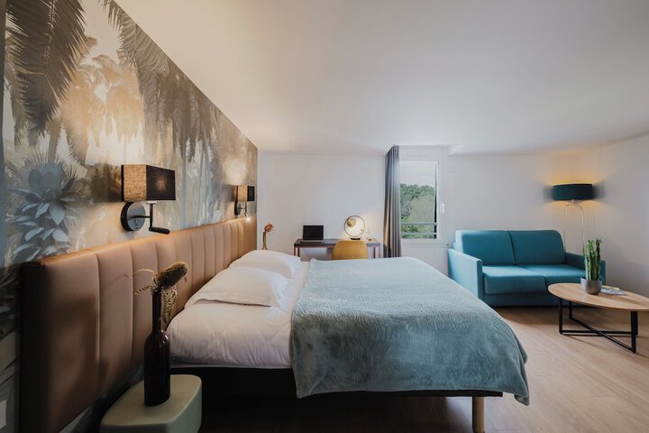 Room 3 of 13