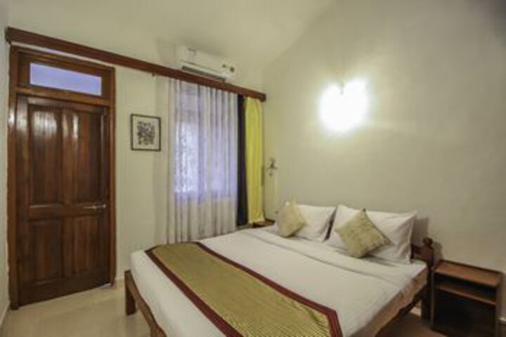 OYO 10906 Home Modern 1BHK Baga