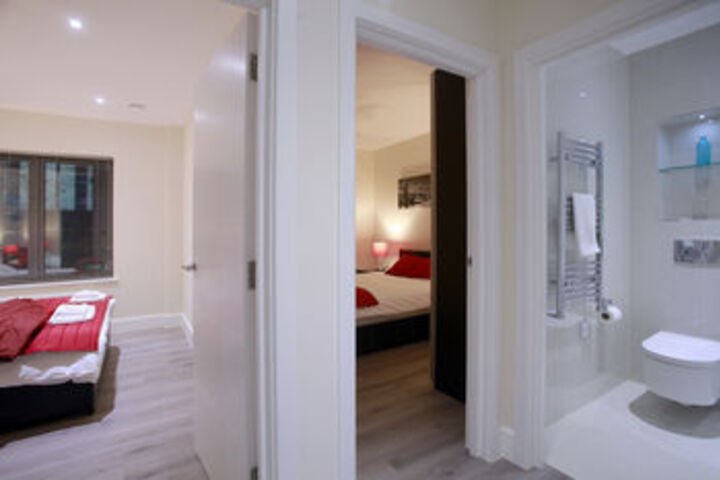 Room 6 of 40