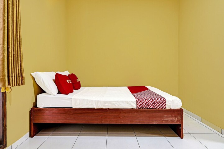 Room 15 of 26