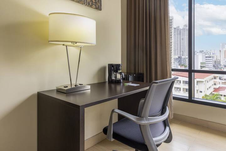 Room 15 of 53