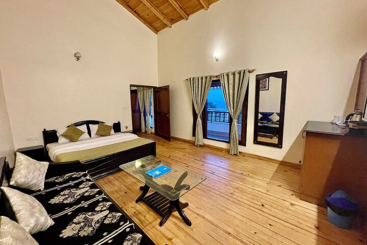 Room 6 of 38