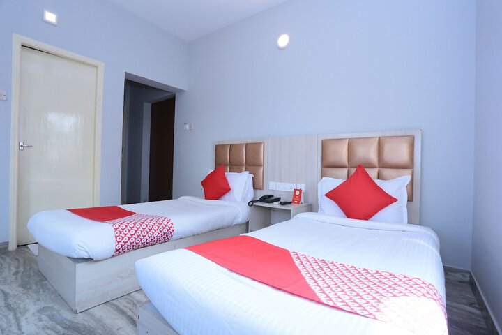 Room 8 of 38