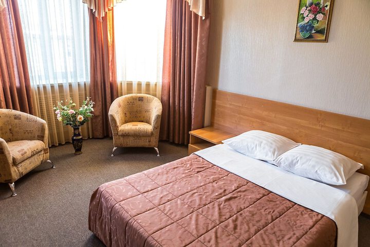 Room 21 of 48