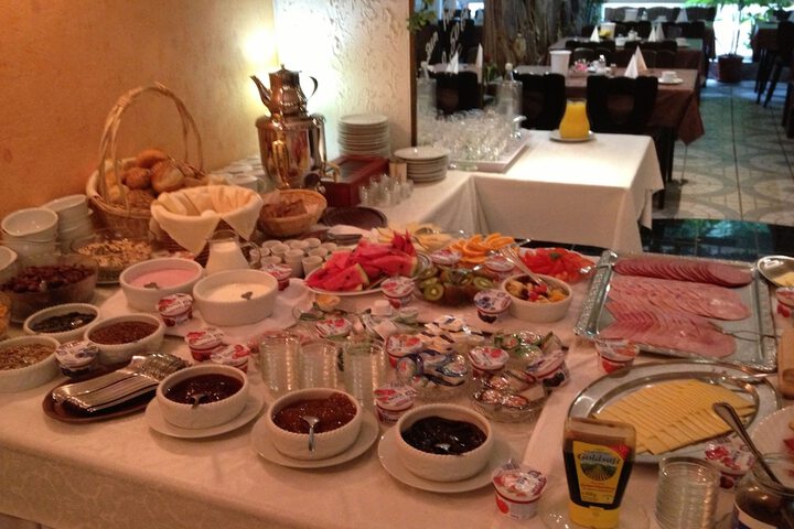Breakfast/Coffee Service 30 of 56