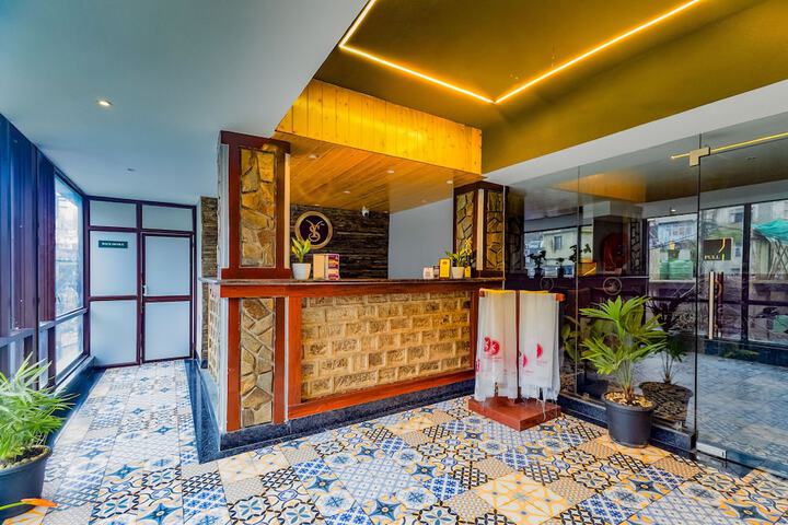 Hotel Interior 4 of 59