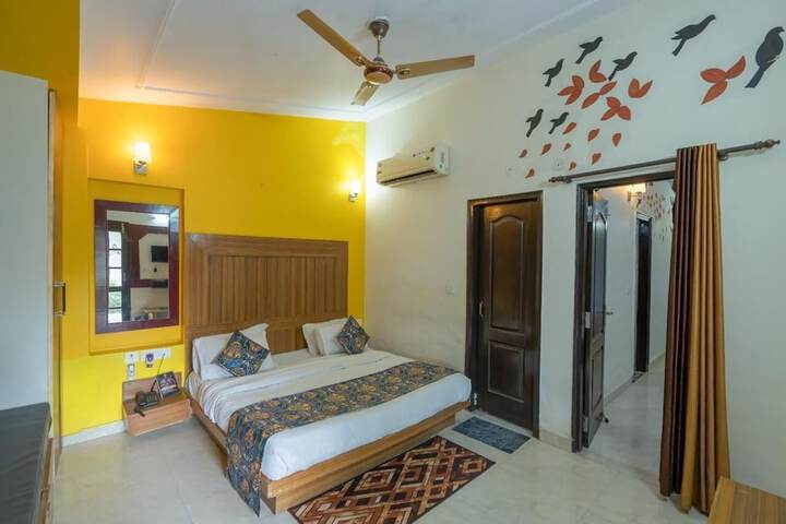 Room 19 of 51