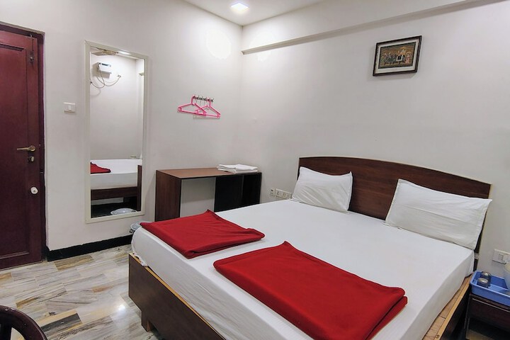 Room 3 of 22