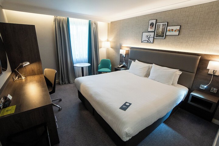 Room 21 of 66