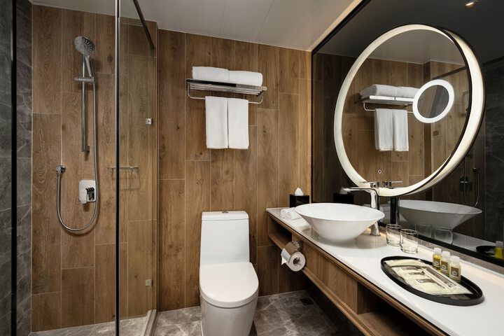 Clean Restrooms