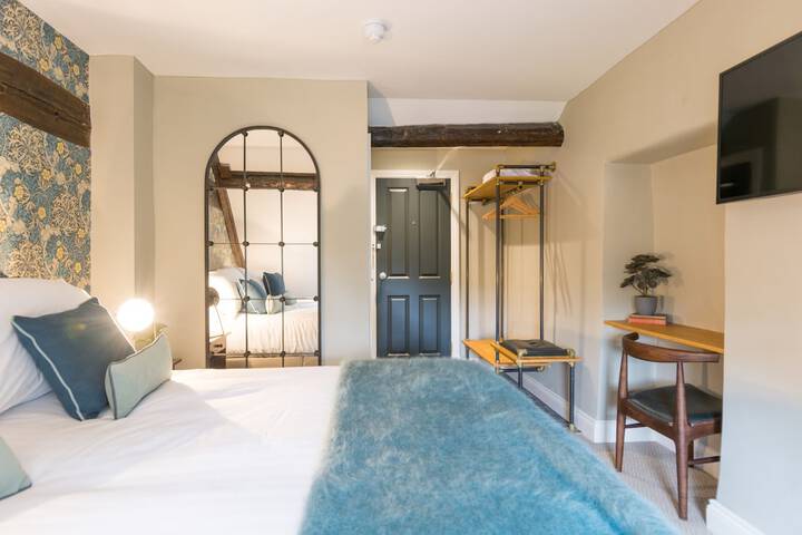 Room 28 of 101