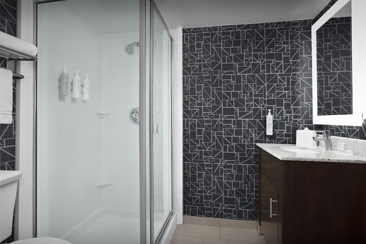 Bathroom shower