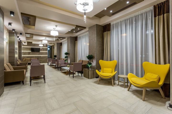 Hotel 2 of 52