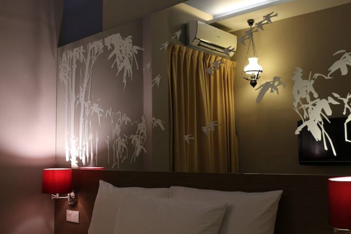 Room 28 of 57