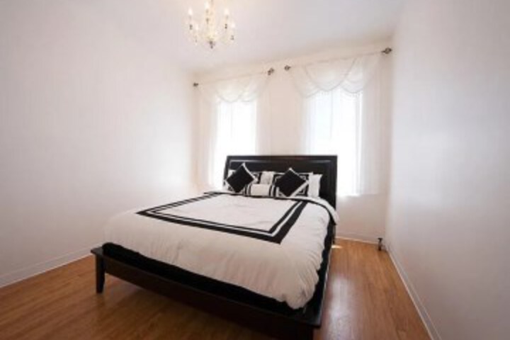 Photo of APTOS. MIDTOWN WEST FAMILY 3000
