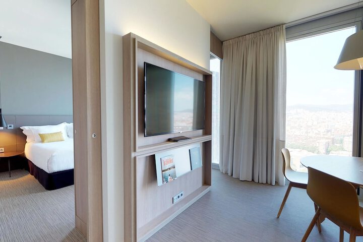 Room 20 of 99