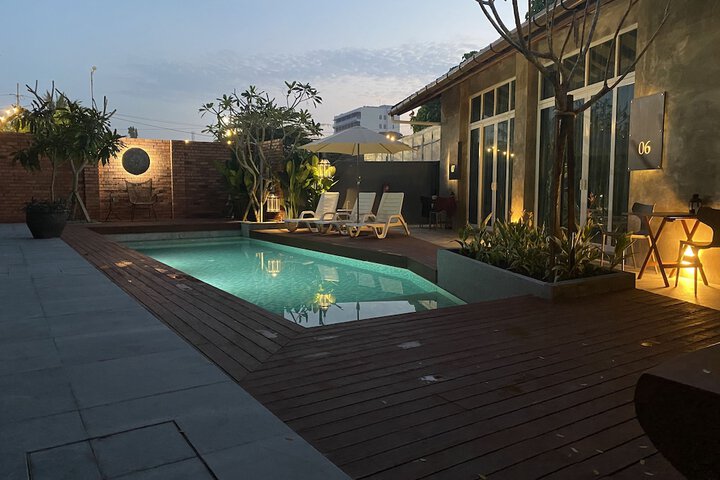 Pool 107 of 120