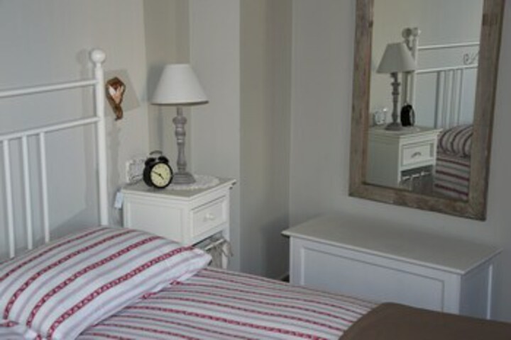 Room 33 of 41