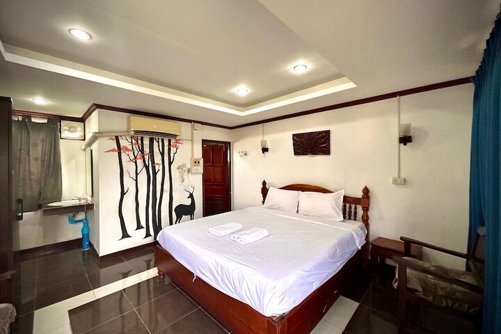 Room 18 of 61