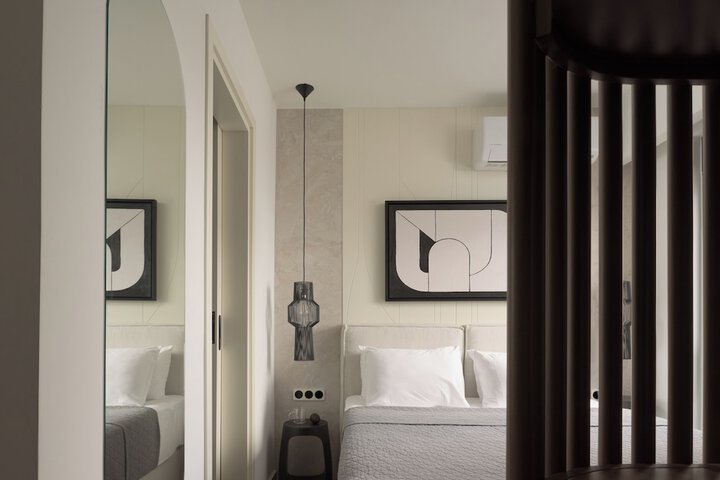 Room 6 of 55