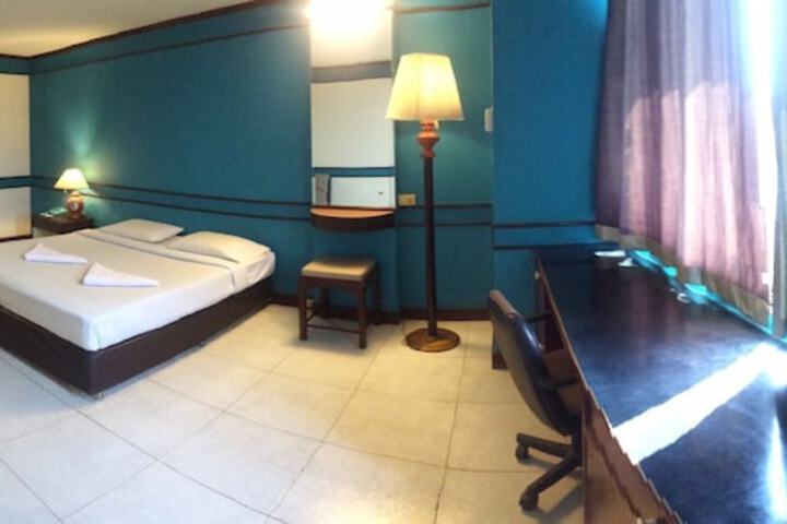 Room 39 of 147