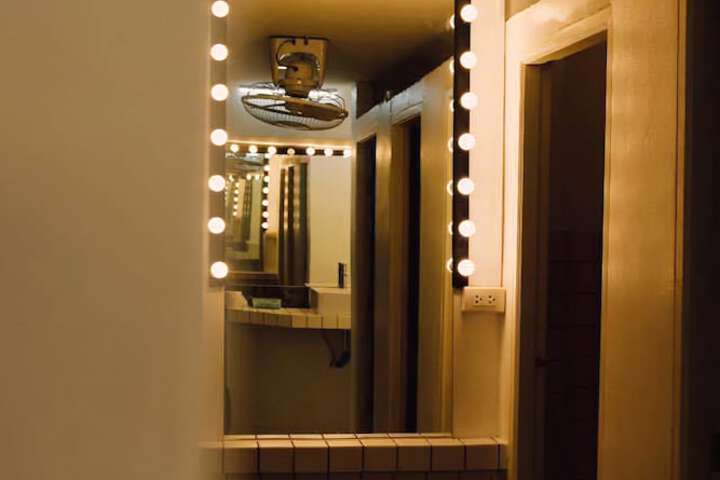 Room 7 of 15