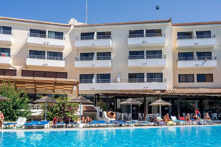 Hotel 69 of 73