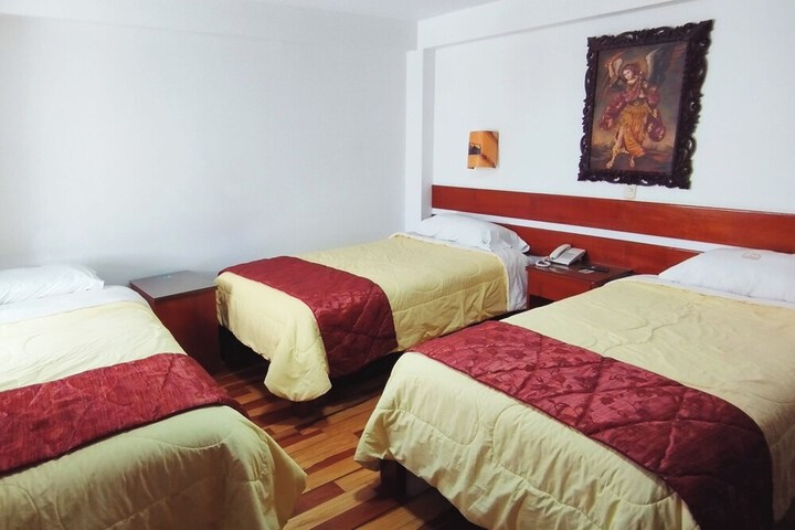 Room 14 of 24