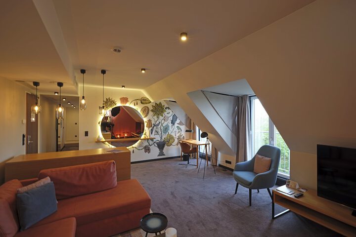 Room 65 of 145
