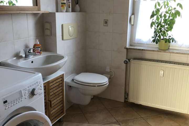 Room 4 of 14
