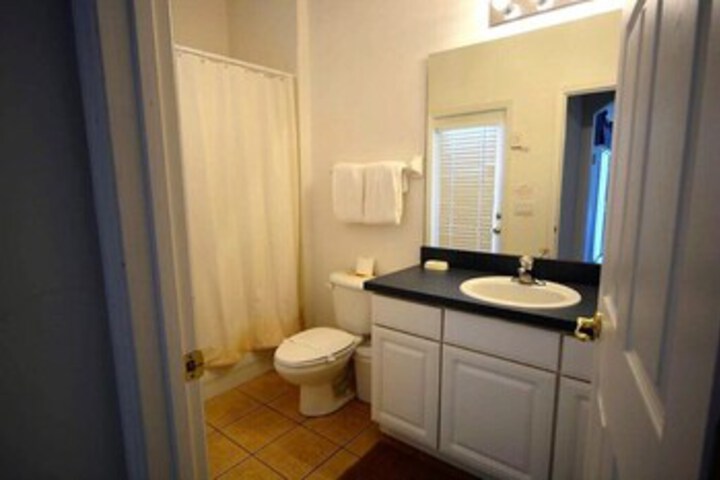 Room 29 of 183