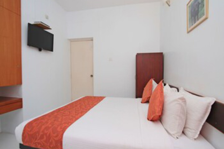 Room 18 of 21